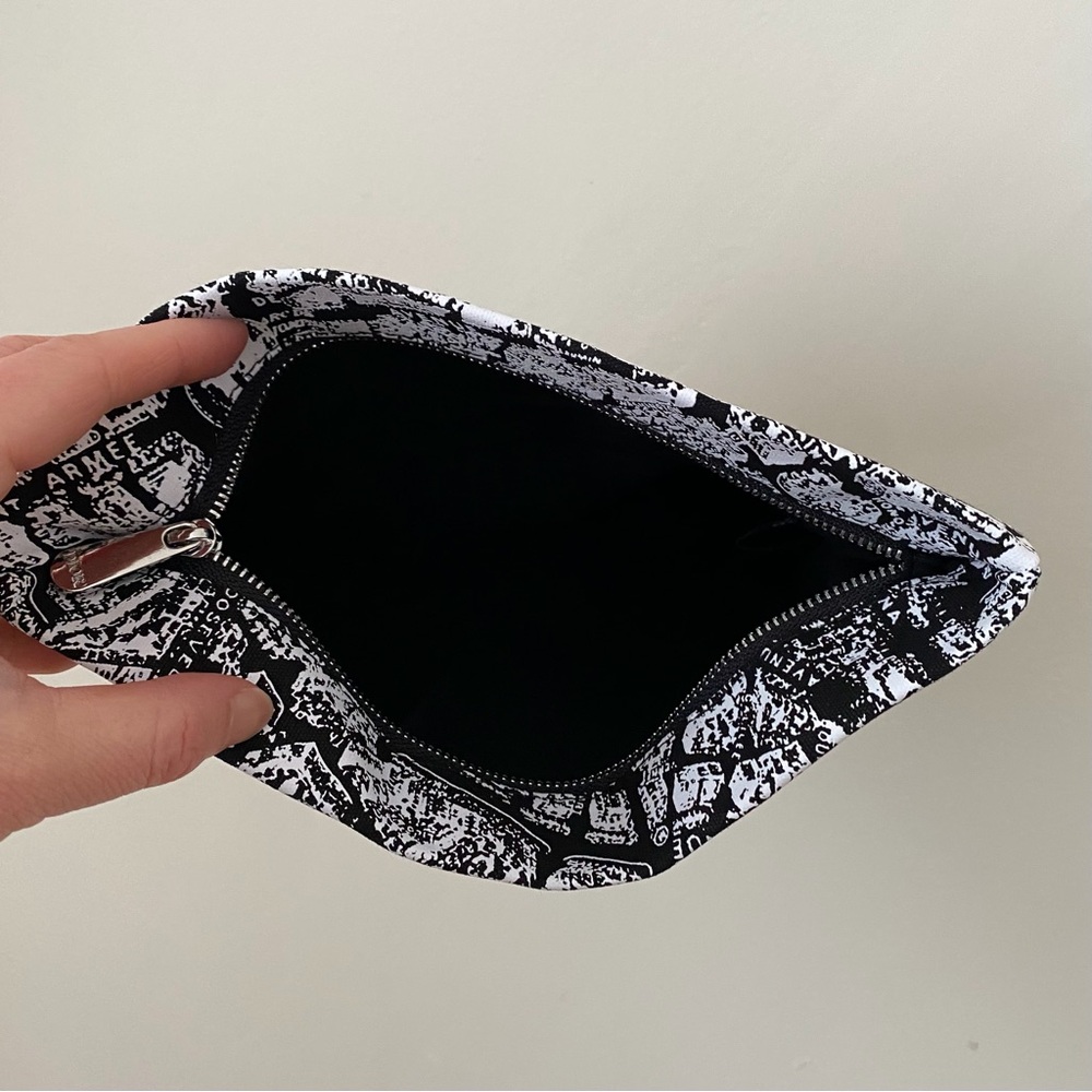 Brand New Christian Dior Black White Paris Map Print Cosmetic Bag Makeup Pouch - Picture 8 of 12